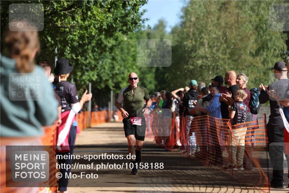 06.09.2026 - 20. Norderstedt Triathlon Mo-Foto http://msf.ph/oto/10158188 06.09.2026 10:33:50 Laufen 1211, 1211 meine-sportfotos.de