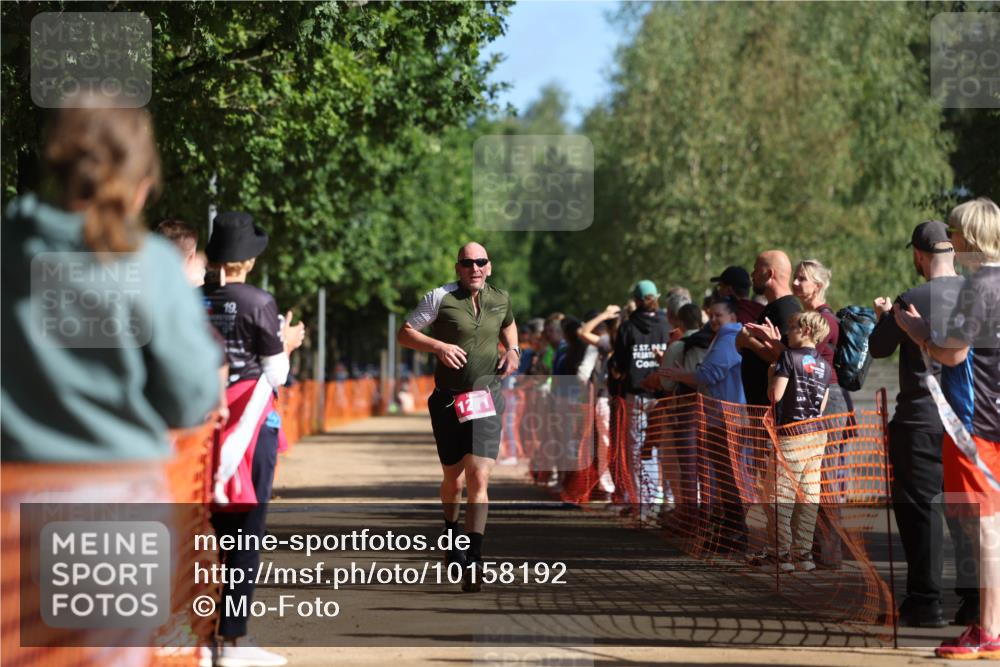 06.09.2026 - 20. Norderstedt Triathlon Mo-Foto http://msf.ph/oto/10158192 06.09.2026 10:33:50 Laufen 1211, 1211 meine-sportfotos.de