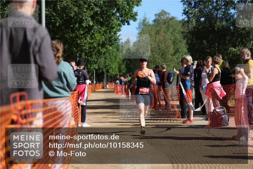 06.09.2026 - 20. Norderstedt Triathlon Mo-Foto http://msf.ph/oto/10158345 06.09.2026 10:34:25 Laufen 1501, 1501, 1501 meine-sportfotos.de