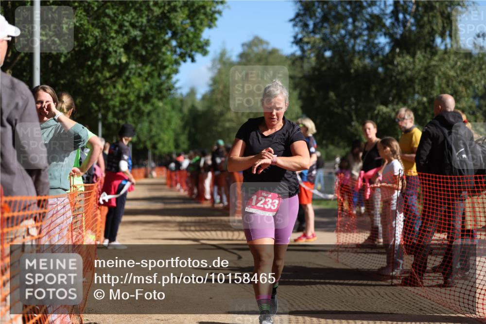 06.09.2026 - 20. Norderstedt Triathlon Mo-Foto http://msf.ph/oto/10158465 06.09.2026 10:35:15 Laufen 1233, 1233 meine-sportfotos.de
