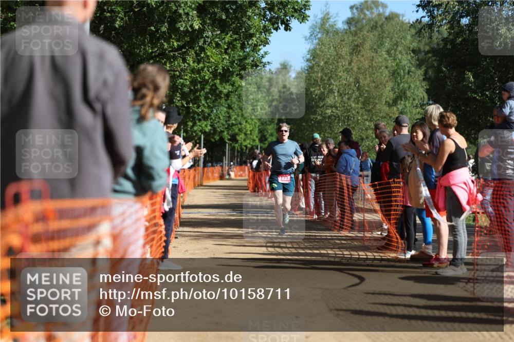 06.09.2026 - 20. Norderstedt Triathlon Mo-Foto http://msf.ph/oto/10158711 06.09.2026 10:36:27 Laufen 737, 1223, 1223, 1494, 1494 meine-sportfotos.de