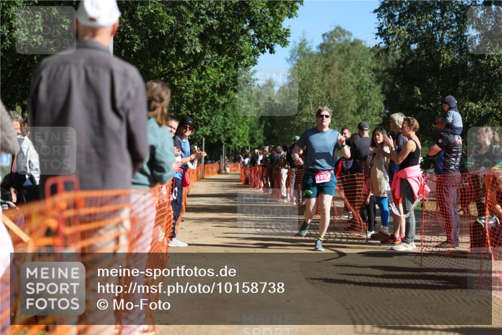 06.09.2026 - 20. Norderstedt Triathlon Mo-Foto http://msf.ph/oto/10158738 06.09.2026 10:36:30 Laufen 122, 737, 1223, 1223 meine-sportfotos.de