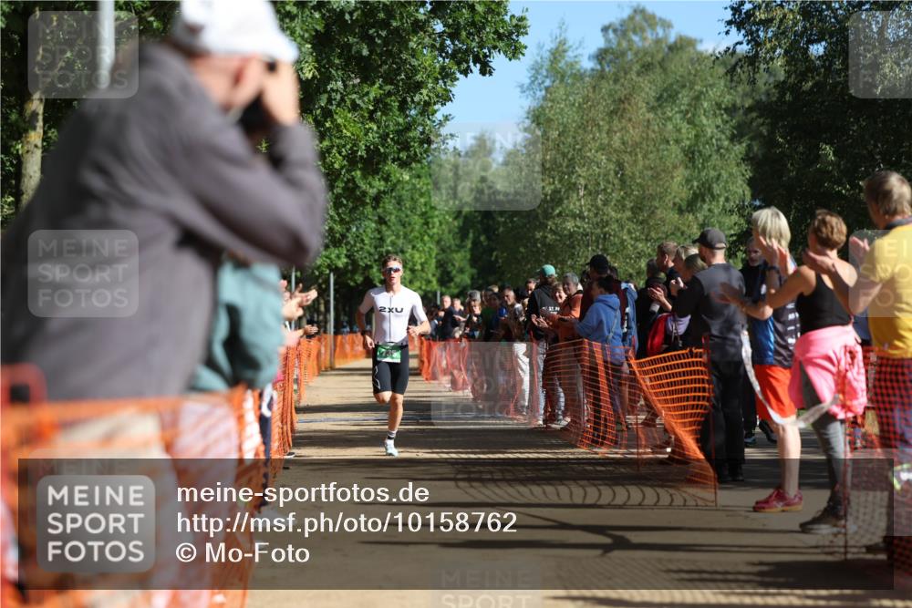 06.09.2026 - 20. Norderstedt Triathlon Mo-Foto http://msf.ph/oto/10158762 06.09.2026 10:36:48 Laufen 2, 735 meine-sportfotos.de