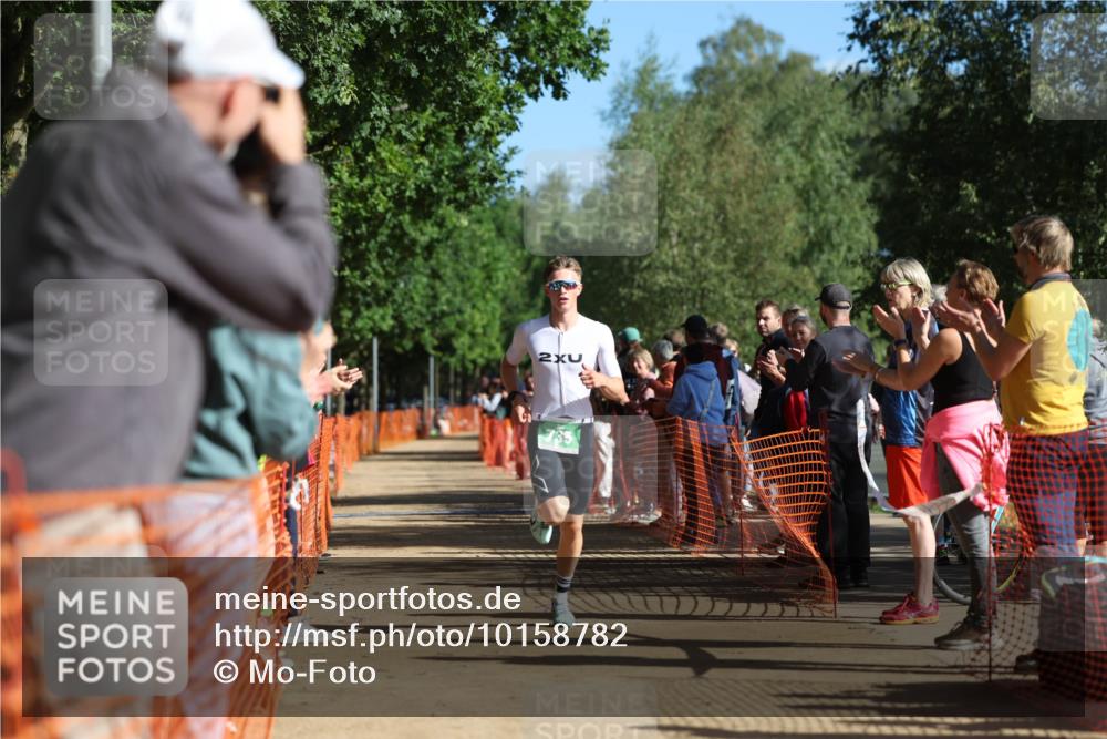 06.09.2026 - 20. Norderstedt Triathlon Mo-Foto http://msf.ph/oto/10158782 06.09.2026 10:36:49 Laufen 2, 735 meine-sportfotos.de