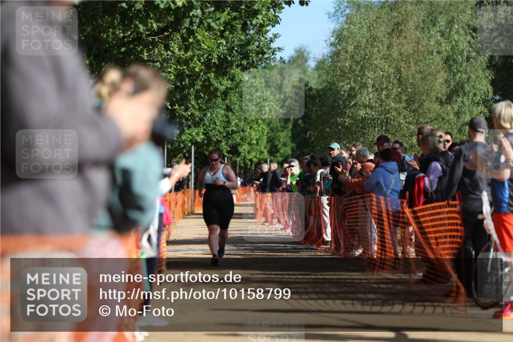 06.09.2026 - 20. Norderstedt Triathlon Mo-Foto http://msf.ph/oto/10158799 06.09.2026 10:36:54 Laufen 735, 1215, 1215 meine-sportfotos.de
