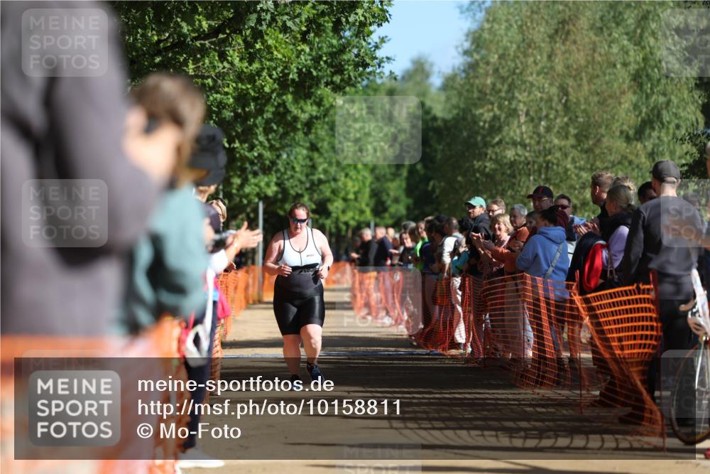 06.09.2026 - 20. Norderstedt Triathlon Mo-Foto http://msf.ph/oto/10158811 06.09.2026 10:36:55 Laufen 735, 1215, 1215 meine-sportfotos.de