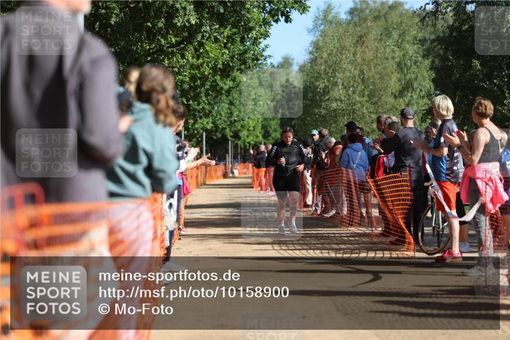 06.09.2026 - 20. Norderstedt Triathlon Mo-Foto http://msf.ph/oto/10158900 06.09.2026 10:37:05 Laufen 1201, 1201, 1215, 1215 meine-sportfotos.de