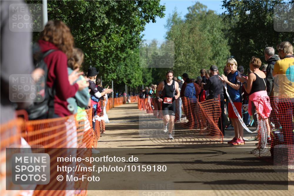06.09.2026 - 20. Norderstedt Triathlon Mo-Foto http://msf.ph/oto/10159180 06.09.2026 10:37:46 Laufen 1500, 1217, 1217 meine-sportfotos.de