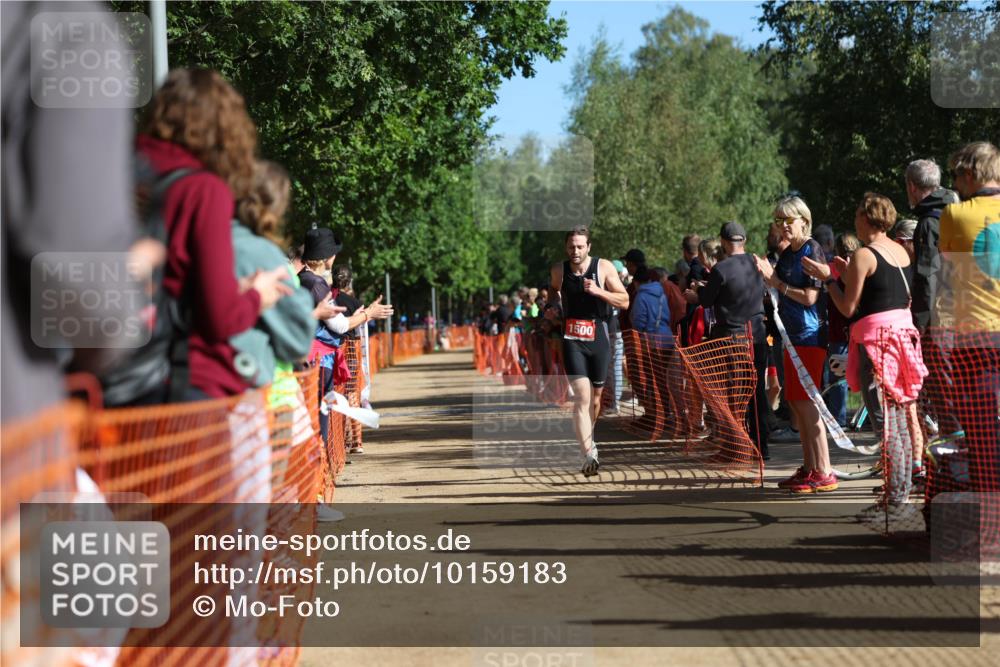 06.09.2026 - 20. Norderstedt Triathlon Mo-Foto http://msf.ph/oto/10159183 06.09.2026 10:37:46 Laufen 1500, 1217, 1217 meine-sportfotos.de