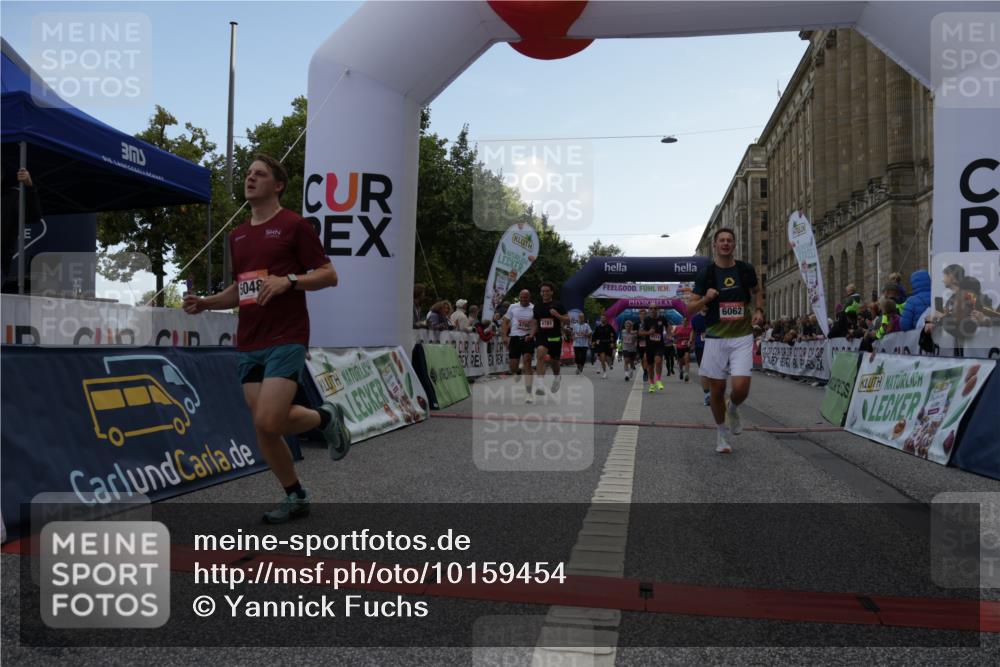 06.09.2026 - CURREX Alsterlauf Yannick Fuchs http://msf.ph/oto/10159454 06.09.2026 09:52:58 Ziel 2336, 2438, 2464, 2465, 2510, 2930, 3135, 3594, 3954, 3971, 4329, 4570, 4780, 4781, 5048, 5522, 6062, 6141, 6232, 6314, 8025, 8190, 8324 meine-sportfotos.de