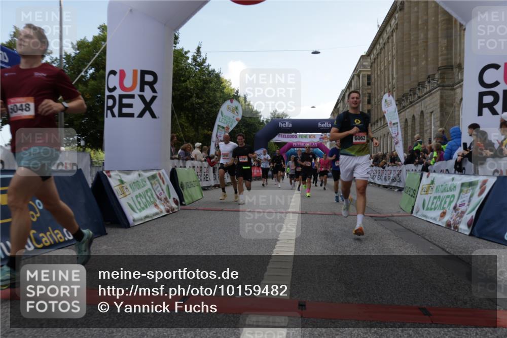 06.09.2026 - CURREX Alsterlauf Yannick Fuchs http://msf.ph/oto/10159482 06.09.2026 09:52:58 Ziel 2336, 2438, 2464, 2465, 2510, 2930, 3135, 3594, 3954, 3971, 4329, 4570, 4780, 4781, 5048, 5522, 6062, 6141, 6232, 6314, 8025, 8190, 8324 meine-sportfotos.de