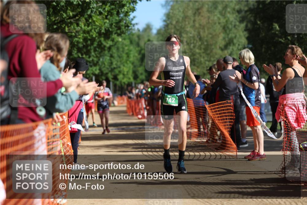 06.09.2026 - 20. Norderstedt Triathlon Mo-Foto http://msf.ph/oto/10159506 06.09.2026 10:38:45 Laufen 742, 729, 742, 1214, 1214 meine-sportfotos.de