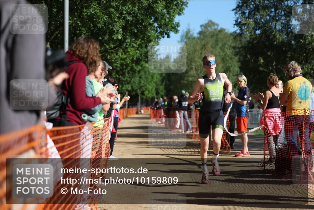 06.09.2026 - 20. Norderstedt Triathlon Mo-Foto http://msf.ph/oto/10159809 06.09.2026 10:39:32 Laufen 766, 1220, 1220 meine-sportfotos.de
