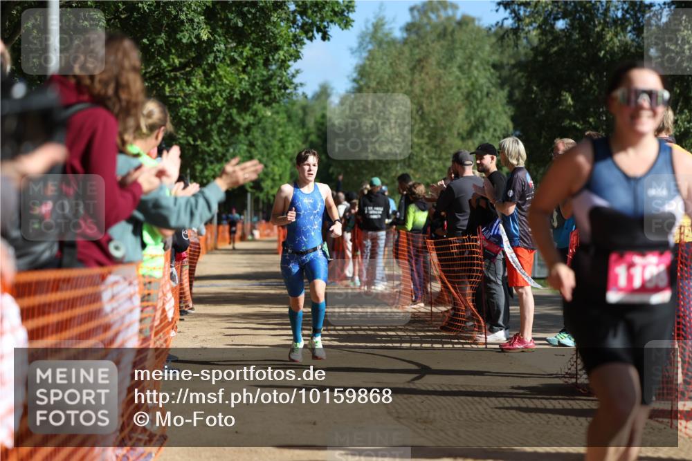 06.09.2026 - 20. Norderstedt Triathlon Mo-Foto http://msf.ph/oto/10159868 06.09.2026 10:40:33 Laufen 703, 1198, 1198 meine-sportfotos.de
