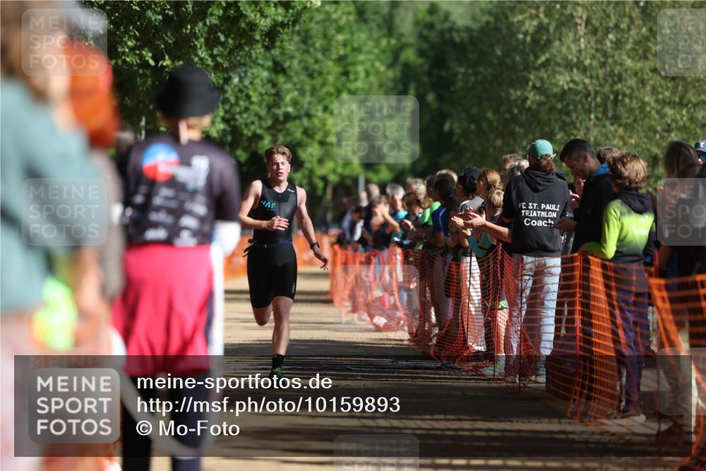 06.09.2026 - 20. Norderstedt Triathlon Mo-Foto http://msf.ph/oto/10159893 06.09.2026 10:40:40 Laufen 702, 703, 1198, 1198 meine-sportfotos.de