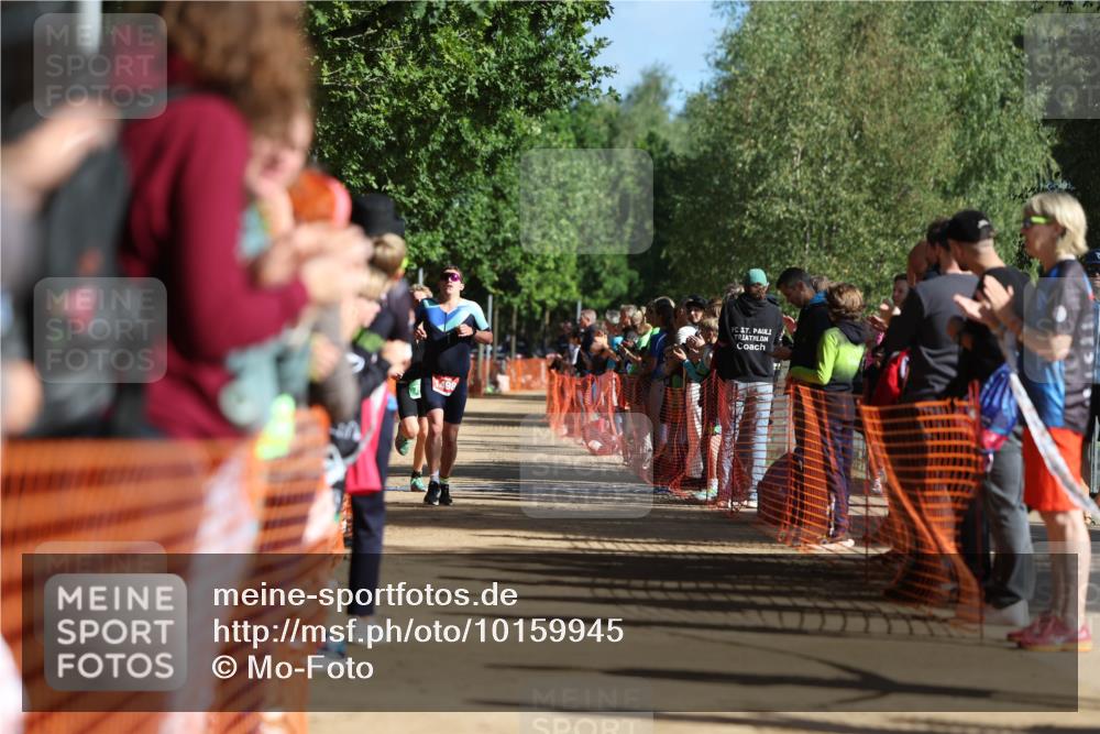06.09.2026 - 20. Norderstedt Triathlon Mo-Foto http://msf.ph/oto/10159945 06.09.2026 10:40:45 Laufen 1498, 702, 703 meine-sportfotos.de