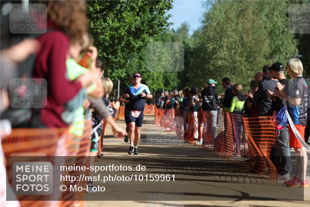 06.09.2026 - 20. Norderstedt Triathlon Mo-Foto http://msf.ph/oto/10159961 06.09.2026 10:40:47 Laufen 702, 705 meine-sportfotos.de