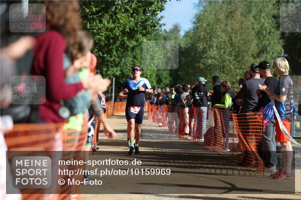 06.09.2026 - 20. Norderstedt Triathlon Mo-Foto http://msf.ph/oto/10159969 06.09.2026 10:40:47 Laufen 702, 705 meine-sportfotos.de