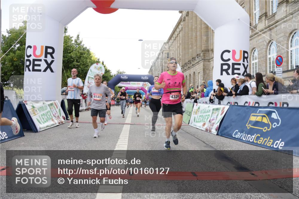 06.09.2026 - CURREX Alsterlauf Yannick Fuchs http://msf.ph/oto/10160127 06.09.2026 09:53:03 Ziel 2336, 2464, 2930, 3594, 3913, 4269, 4329, 4780, 4781, 5048, 5202, 5253, 5522, 6062, 6141, 6156, 6314, 8190, 8334 meine-sportfotos.de