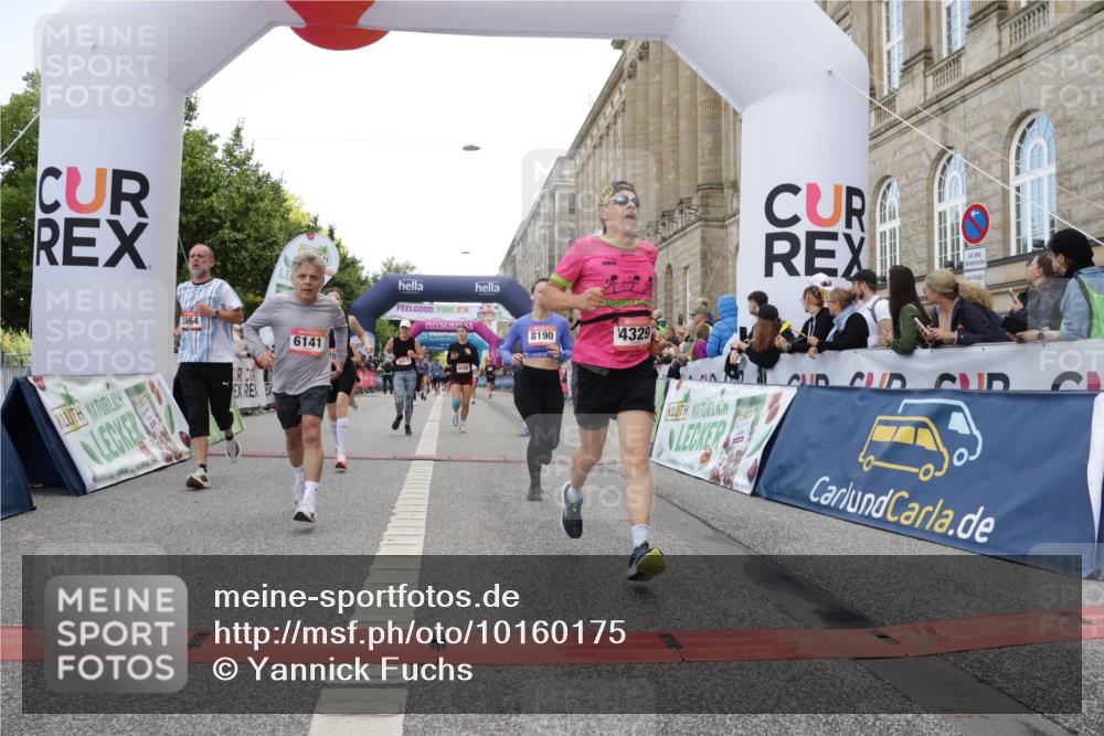 06.09.2026 - CURREX Alsterlauf Yannick Fuchs http://msf.ph/oto/10160175 06.09.2026 09:53:03 Ziel 2336, 2464, 2930, 3594, 3913, 4269, 4329, 4780, 4781, 5048, 5202, 5253, 5522, 6062, 6141, 6156, 6314, 8190, 8334 meine-sportfotos.de