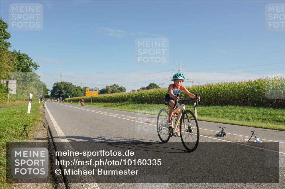 06.09.2026 - 20. Norderstedt Triathlon Michael Burmester http://msf.ph/oto/10160335 06.09.2026 09:37:29 Radfahren 604, 695 meine-sportfotos.de