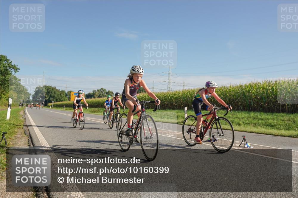 06.09.2026 - 20. Norderstedt Triathlon Michael Burmester http://msf.ph/oto/10160399 06.09.2026 09:38:18 Radfahren 606, 627, 629, 643, 675, 678, 694, 696 meine-sportfotos.de