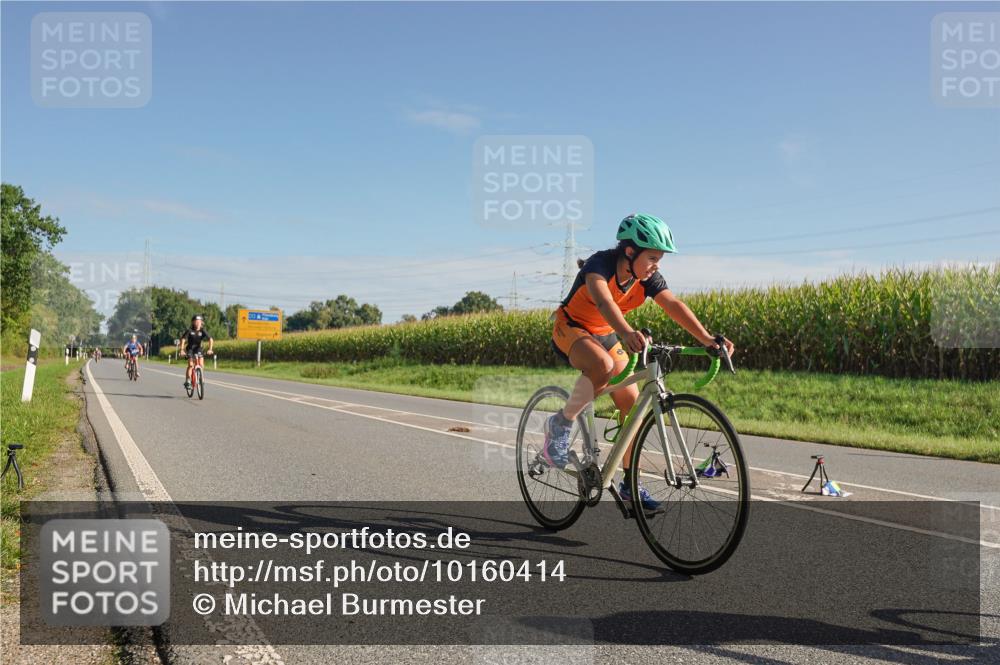 06.09.2026 - 20. Norderstedt Triathlon Michael Burmester http://msf.ph/oto/10160414 06.09.2026 09:38:27 Radfahren 607, 671, 675, 696 meine-sportfotos.de