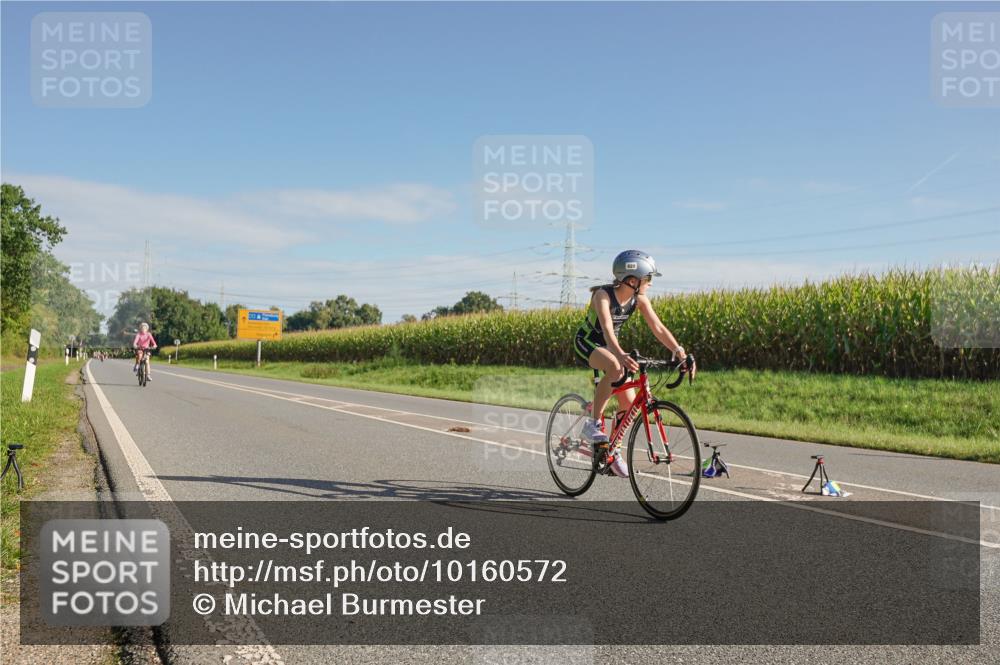 06.09.2026 - 20. Norderstedt Triathlon Michael Burmester http://msf.ph/oto/10160572 06.09.2026 09:41:14 Radfahren 620, 666 meine-sportfotos.de