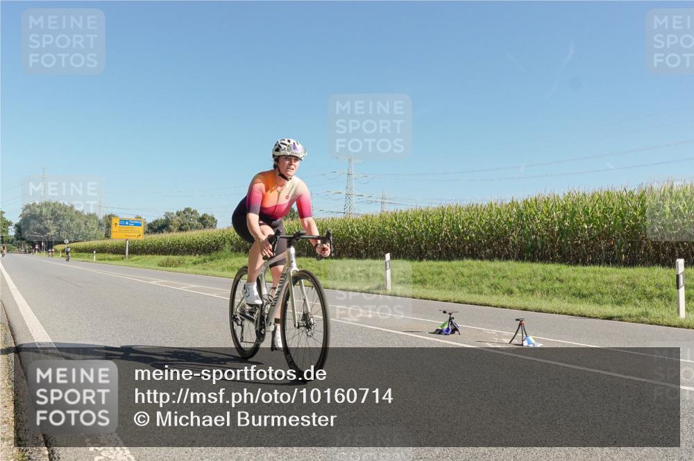 06.09.2026 - 20. Norderstedt Triathlon Michael Burmester http://msf.ph/oto/10160714 06.09.2026 10:29:19 Radfahren 1197, 1211 meine-sportfotos.de