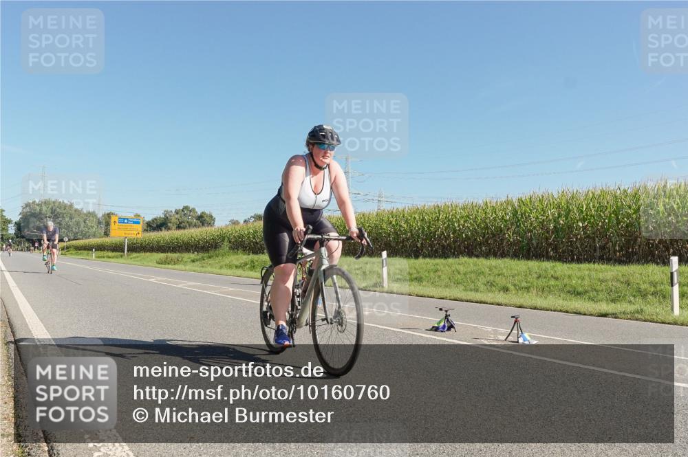 06.09.2026 - 20. Norderstedt Triathlon Michael Burmester http://msf.ph/oto/10160760 06.09.2026 10:32:12 Radfahren 1201, 1215, 1226 meine-sportfotos.de