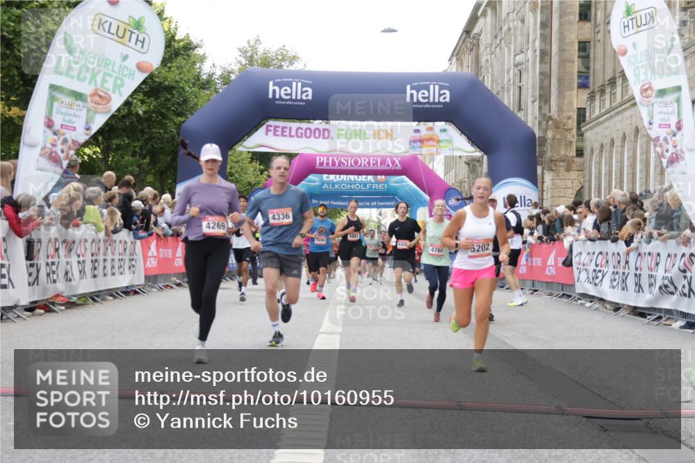 06.09.2026 - CURREX Alsterlauf Yannick Fuchs http://msf.ph/oto/10160955 06.09.2026 09:53:07 Ziel 2336, 2464, 2704, 2930, 3594, 3913, 4269, 4305, 4329, 4336, 4465, 4539, 4760, 5202, 5253, 5522, 5681, 5935, 6141, 6156, 6314, 8190, 8334 meine-sportfotos.de