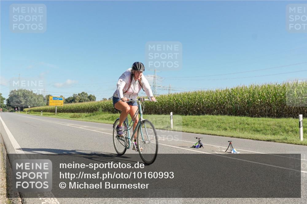 06.09.2026 - 20. Norderstedt Triathlon Michael Burmester http://msf.ph/oto/10160993 06.09.2026 10:37:27 Radfahren 1212 meine-sportfotos.de