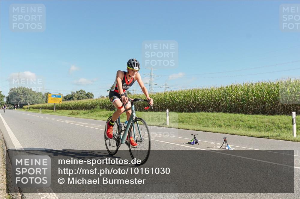 06.09.2026 - 20. Norderstedt Triathlon Michael Burmester http://msf.ph/oto/10161030 06.09.2026 10:39:21 Radfahren 720, 745 meine-sportfotos.de