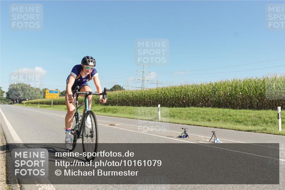 06.09.2026 - 20. Norderstedt Triathlon Michael Burmester http://msf.ph/oto/10161079 06.09.2026 10:40:06 Radfahren 748 meine-sportfotos.de