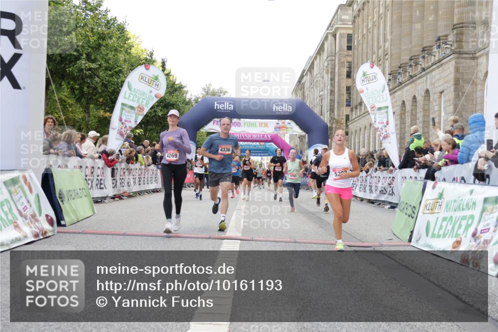 06.09.2026 - CURREX Alsterlauf Yannick Fuchs http://msf.ph/oto/10161193 06.09.2026 09:53:08 Ziel 2336, 2464, 2704, 2930, 3594, 3913, 4269, 4305, 4329, 4336, 4465, 4539, 4760, 5202, 5253, 5681, 5886, 5935, 6141, 6156, 8190, 8334 meine-sportfotos.de