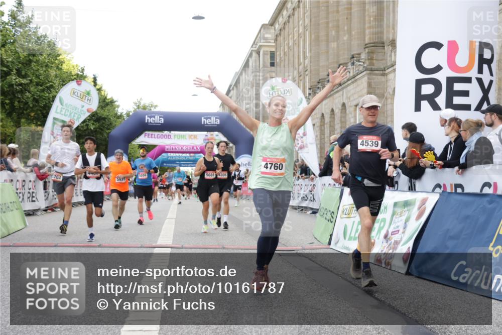 06.09.2026 - CURREX Alsterlauf Yannick Fuchs http://msf.ph/oto/10161787 06.09.2026 09:53:11 Ziel 2704, 3913, 4269, 4305, 4336, 4465, 4539, 4707, 4708, 4760, 5202, 5253, 5681, 5886, 5935, 6156, 8230, 8334 meine-sportfotos.de