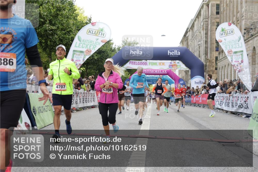 06.09.2026 - CURREX Alsterlauf Yannick Fuchs http://msf.ph/oto/10162519 06.09.2026 09:53:14 Ziel 2036, 2704, 3087, 4269, 4305, 4336, 4465, 4539, 4584, 4623, 4707, 4708, 4760, 4833, 4991, 5202, 5681, 5886, 5935, 8173, 8230, 8340 meine-sportfotos.de