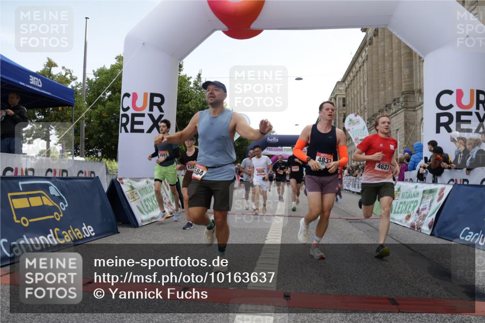 06.09.2026 - CURREX Alsterlauf Yannick Fuchs http://msf.ph/oto/10163637 06.09.2026 09:53:19 Ziel 2036, 2460, 2554, 2561, 2704, 3065, 3087, 3395, 3396, 4305, 4465, 4584, 4623, 4707, 4708, 4833, 4991, 5681, 5886, 5935, 5983, 8173, 8187, 8230, 8340 meine-sportfotos.de