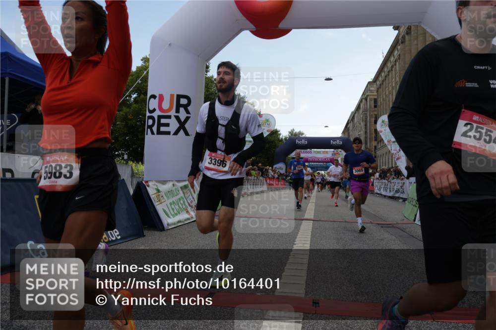06.09.2026 - CURREX Alsterlauf Yannick Fuchs http://msf.ph/oto/10164401 06.09.2026 09:53:23 Ziel 2036, 2460, 2536, 2554, 2561, 3065, 3087, 3395, 3396, 3953, 4584, 4623, 4749, 4833, 4991, 5133, 5983, 8173, 8187, 8230, 8340 meine-sportfotos.de