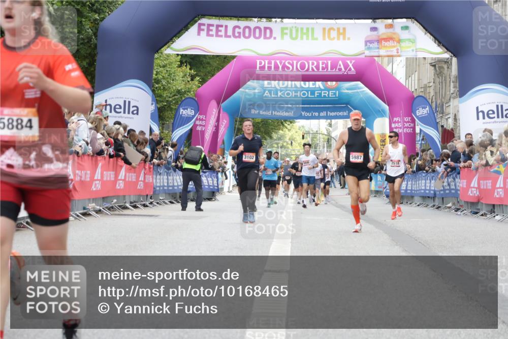 06.09.2026 - CURREX Alsterlauf Yannick Fuchs http://msf.ph/oto/10168465 06.09.2026 09:53:47 Ziel 2537, 3661, 3964, 4571, 4617, 5119, 5483, 5590, 5884, 5987, 6477 meine-sportfotos.de