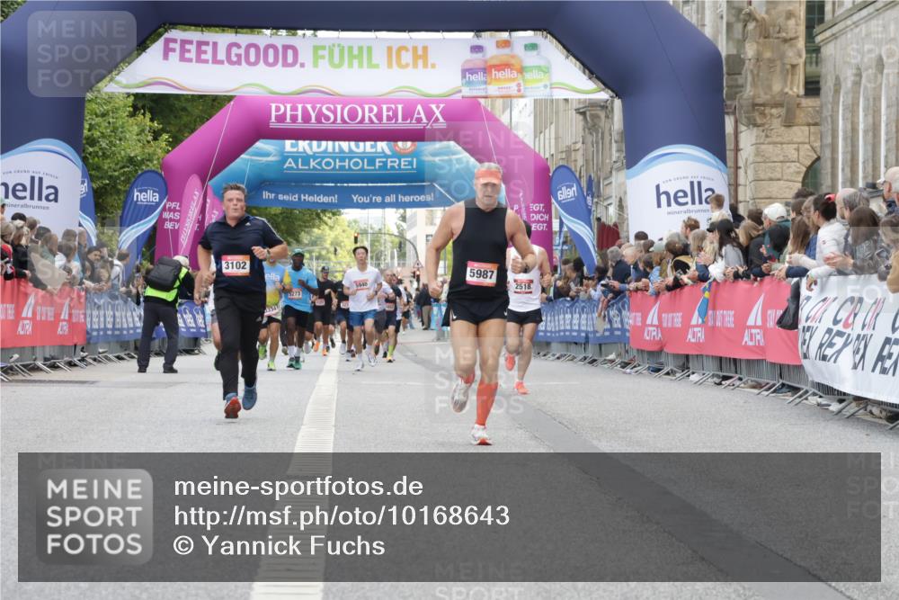 06.09.2026 - CURREX Alsterlauf Yannick Fuchs http://msf.ph/oto/10168643 06.09.2026 09:53:49 Ziel 2537, 3102, 3661, 4571, 4617, 5483, 5884, 5987, 6477 meine-sportfotos.de