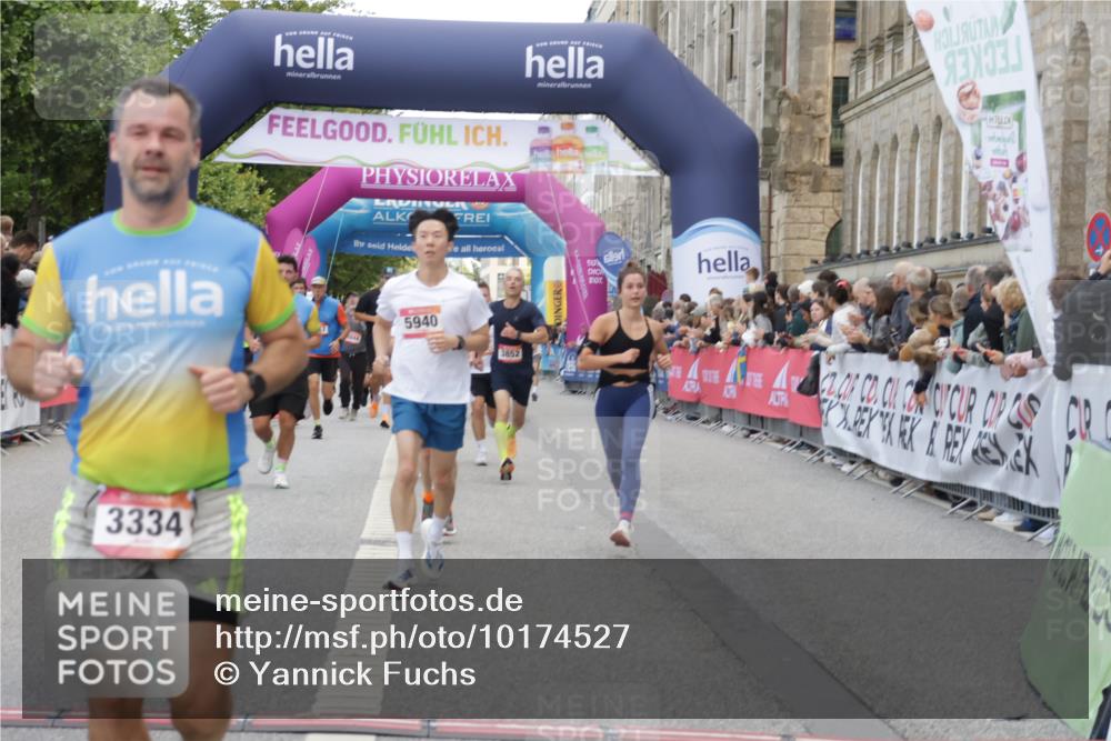 06.09.2026 - CURREX Alsterlauf Yannick Fuchs http://msf.ph/oto/10174527 06.09.2026 09:53:59 Ziel 2309, 2518, 3102, 3231, 3334, 3556, 3852, 4801, 4803, 4925, 5273, 5940, 5987, 6125, 6234 meine-sportfotos.de