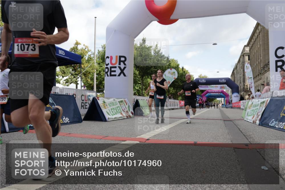 06.09.2026 - CURREX Alsterlauf Yannick Fuchs http://msf.ph/oto/10174960 06.09.2026 12:01:31 Ziel 1073, 1147, 1155, 1156, 1243, 1265 meine-sportfotos.de