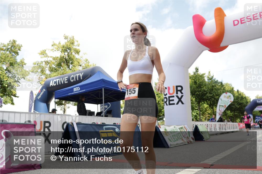 06.09.2026 - CURREX Alsterlauf Yannick Fuchs http://msf.ph/oto/10175112 06.09.2026 12:01:35 Ziel 1073, 1147, 1155, 1156, 1233, 1265 meine-sportfotos.de