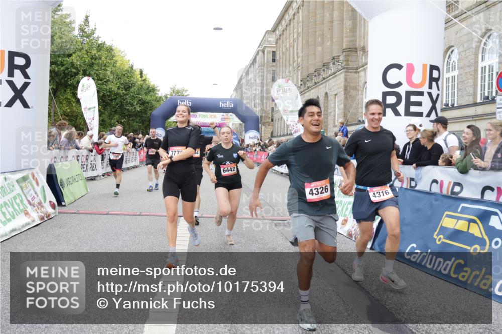 06.09.2026 - CURREX Alsterlauf Yannick Fuchs http://msf.ph/oto/10175394 06.09.2026 09:54:20 Ziel 2405, 2415, 2530, 3391, 3393, 3591, 3770, 4182, 4308, 4309, 4316, 4326, 5120, 5182, 5353, 5579, 5900, 5934, 6194, 6287, 6442, 6469, 8179 meine-sportfotos.de