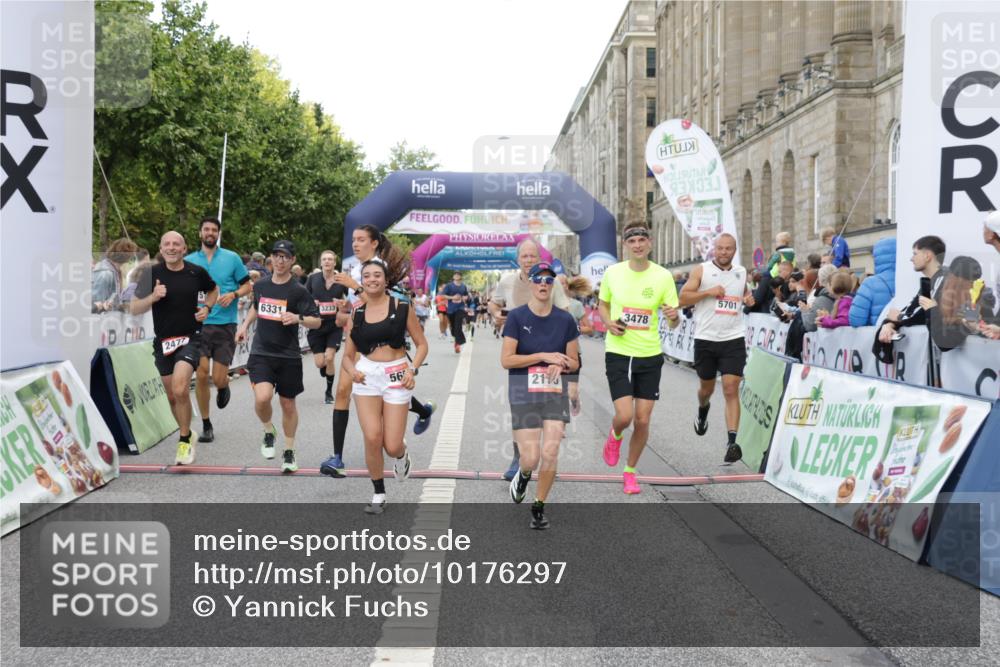 06.09.2026 - CURREX Alsterlauf Yannick Fuchs http://msf.ph/oto/10176297 06.09.2026 09:54:39 Ziel 2162, 2179, 2477, 3233, 3410, 3478, 5116, 5250, 5447, 5589, 5654, 5700, 5701, 6011, 6329, 6331, 6437 meine-sportfotos.de