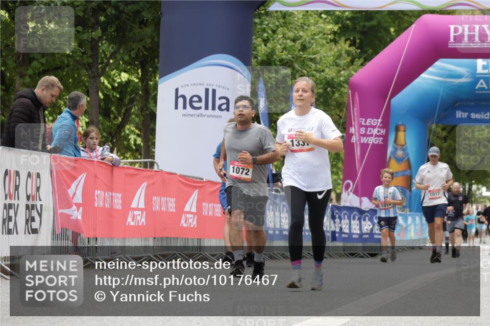 06.09.2026 - CURREX Alsterlauf Yannick Fuchs http://msf.ph/oto/10176467 06.09.2026 12:02:17 Ziel 1209 meine-sportfotos.de