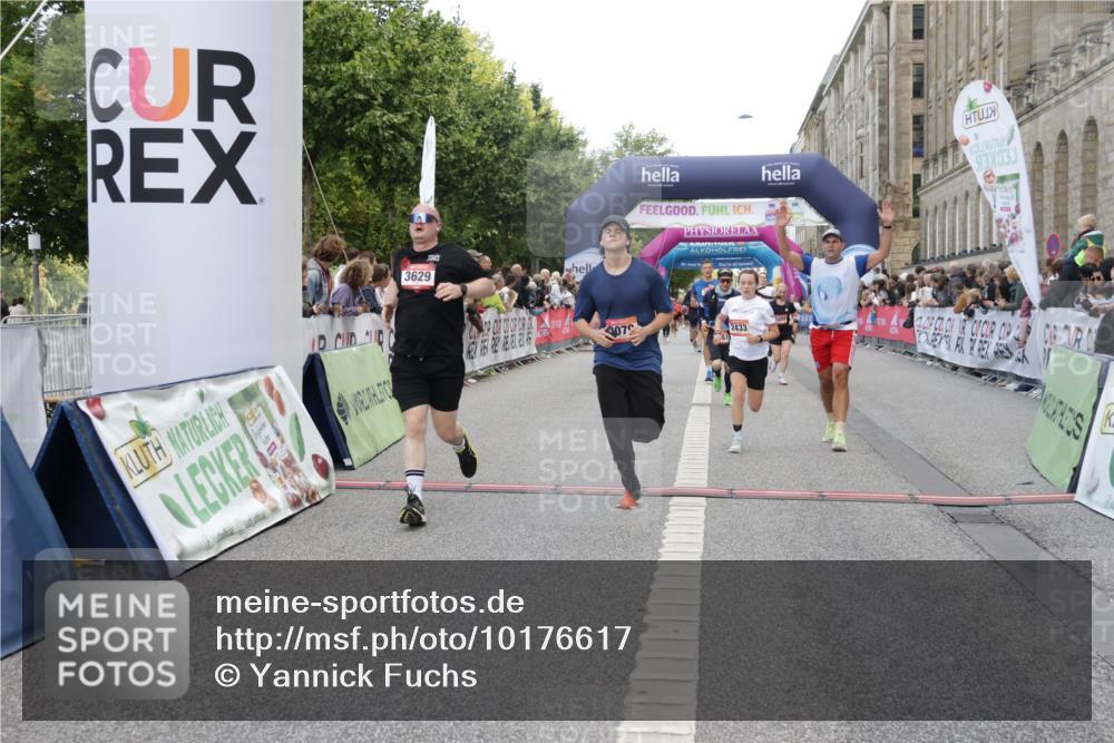06.09.2026 - CURREX Alsterlauf Yannick Fuchs http://msf.ph/oto/10176617 06.09.2026 09:54:45 Ziel 2179, 2433, 2451, 2477, 2640, 3233, 3413, 3478, 3629, 4206, 4394, 4974, 5116, 5250, 5447, 5654, 5657, 5666, 5700, 5701, 6079, 6210, 6329, 6331 meine-sportfotos.de