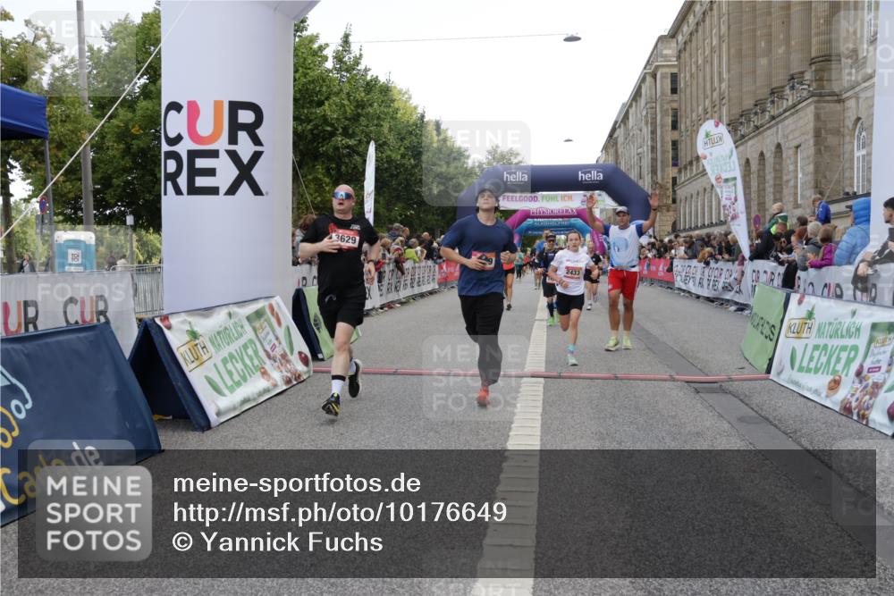 06.09.2026 - CURREX Alsterlauf Yannick Fuchs http://msf.ph/oto/10176649 06.09.2026 09:54:45 Ziel 2179, 2433, 2451, 2477, 2640, 3233, 3413, 3478, 3629, 4206, 4394, 4974, 5116, 5250, 5447, 5654, 5657, 5666, 5700, 5701, 6079, 6210, 6329, 6331 meine-sportfotos.de