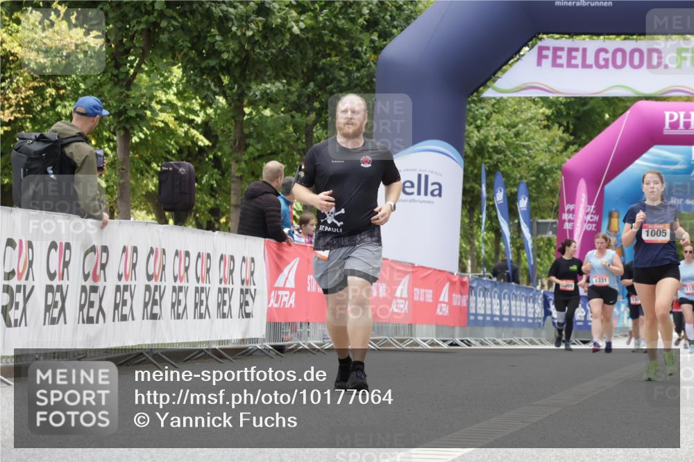 06.09.2026 - CURREX Alsterlauf Yannick Fuchs http://msf.ph/oto/10177064 06.09.2026 12:02:38 Ziel 1005, 1017, 1019, 8267 meine-sportfotos.de